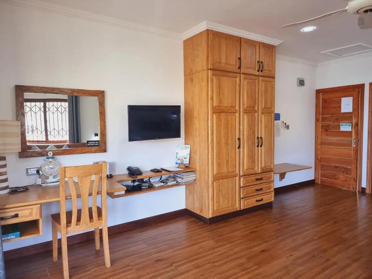 Drake Seaside Studio Apartments Bel Ombre