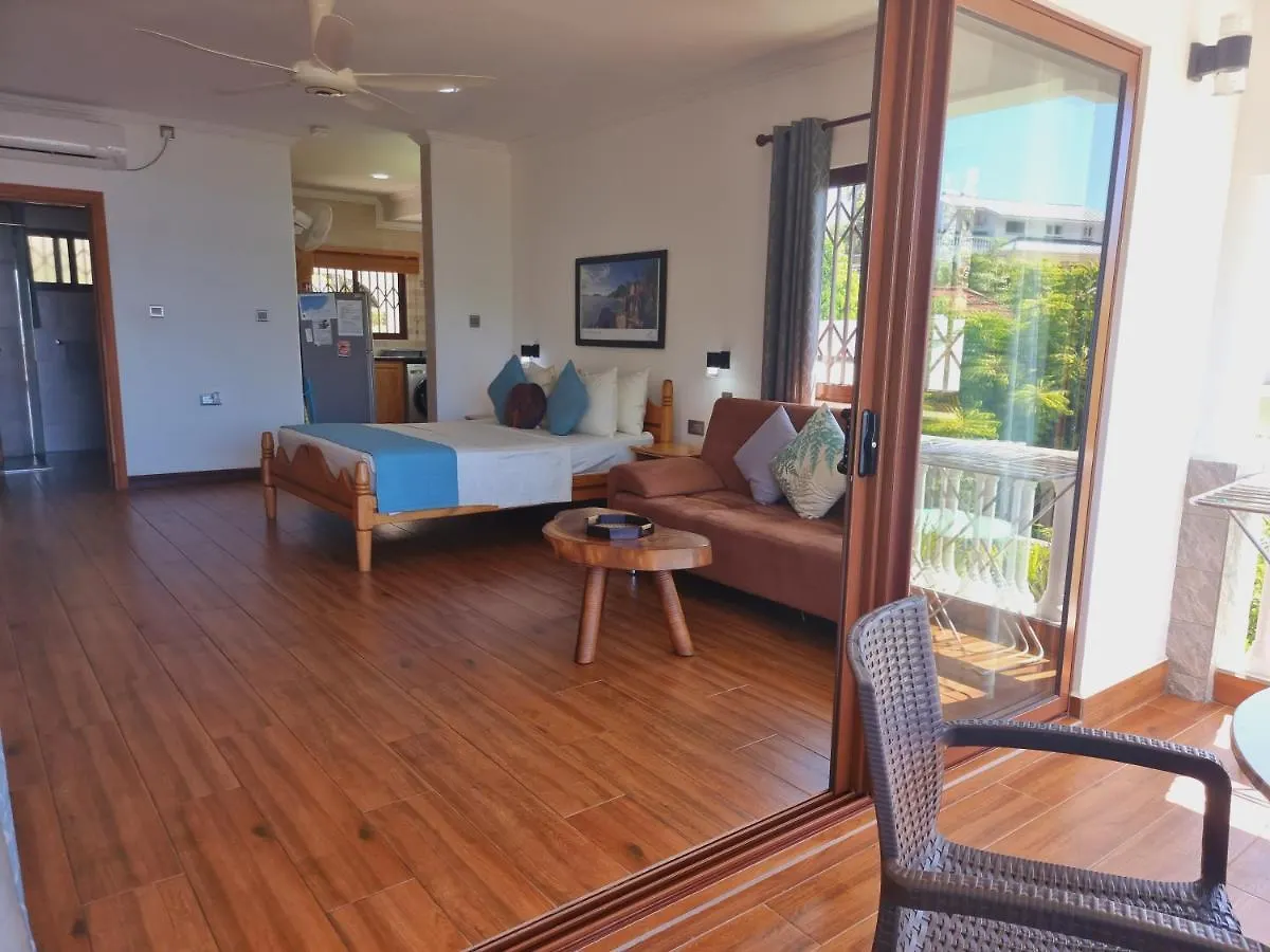 Drake Seaside Studio Apartments Bel Ombre