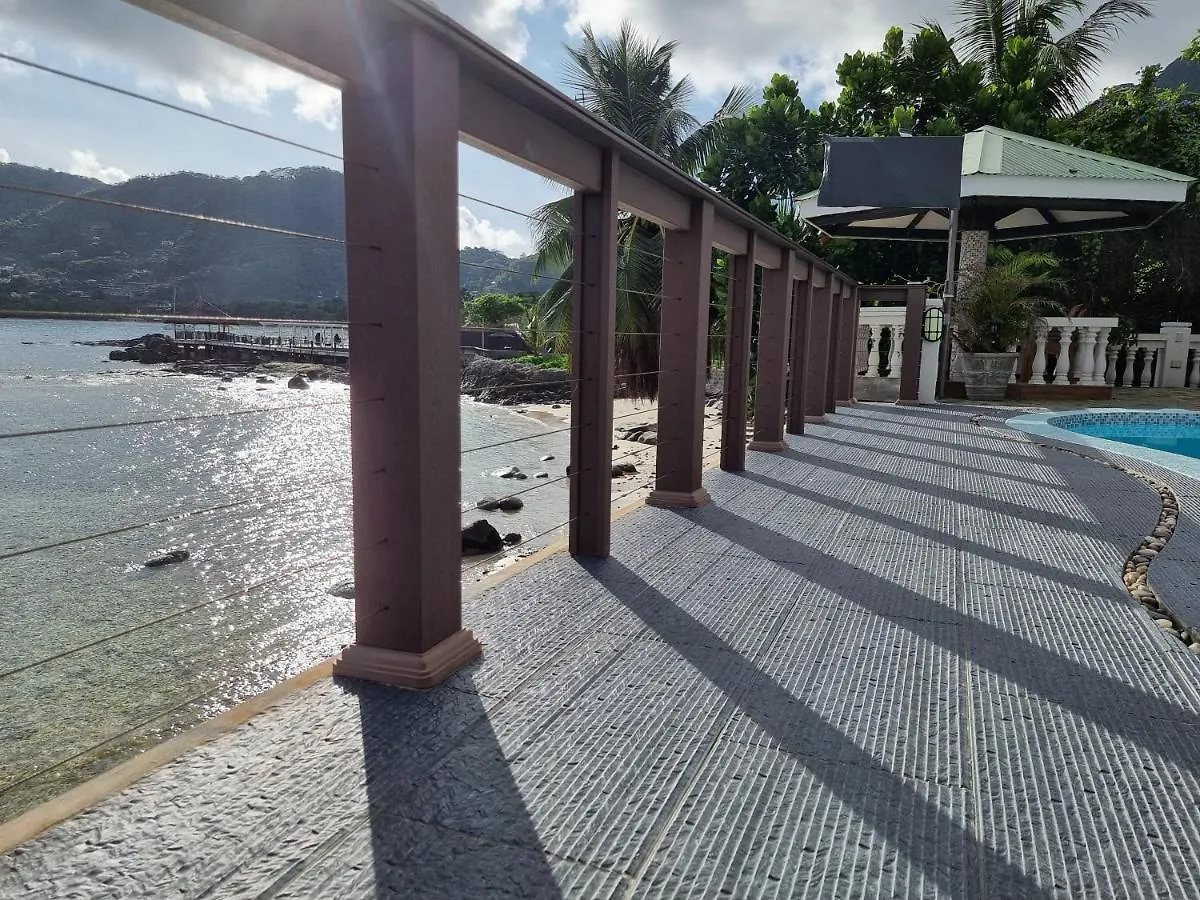 Drake Seaside Studio Apartments Bel Ombre